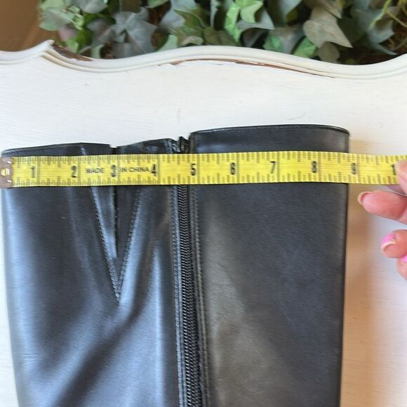 Blondo Canada 🍁 Black Leather Waterproof Heeled Boots Sleek Stylish Durable - Picture 9 of 11